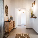 Yria Traditional House Holiday home *