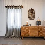 Yria Traditional House Holiday home *