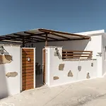 Yria Traditional House Vivlos