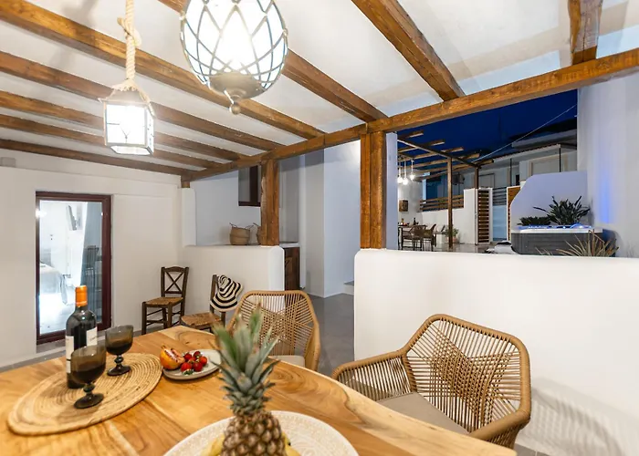 Holiday home Yria Traditional House *