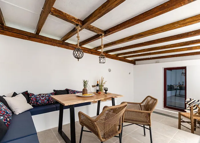 Holiday home Yria Traditional House