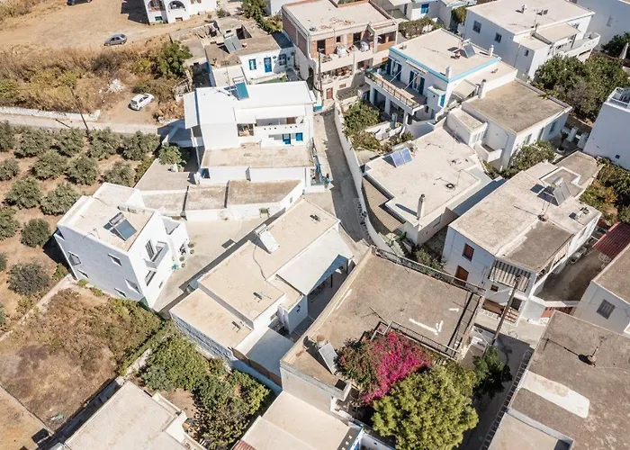 Holiday home Yria Traditional House *