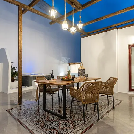 Сasa de vacaciones Yria Traditional House