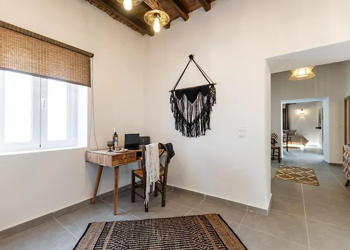 Yria Traditional House Vívlos