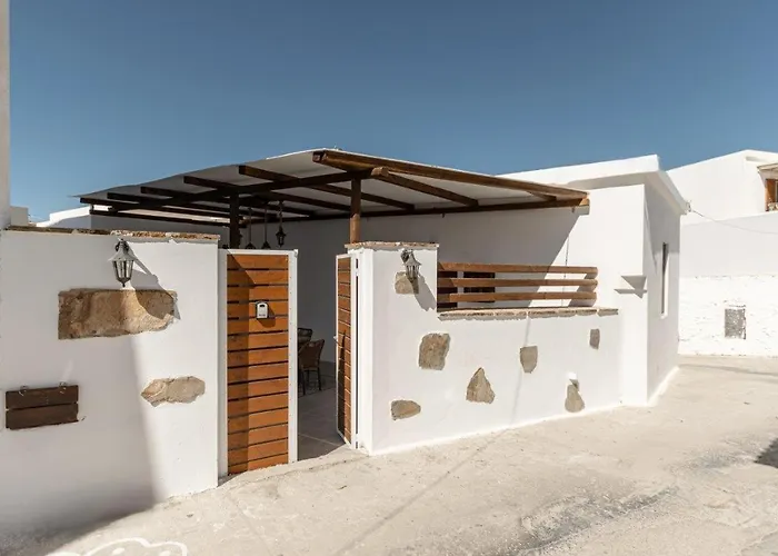 Yria Traditional House Vívlos